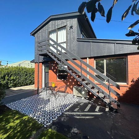 Beckenham Studio On Tree Lined Street Christchurch Eksteriør billede