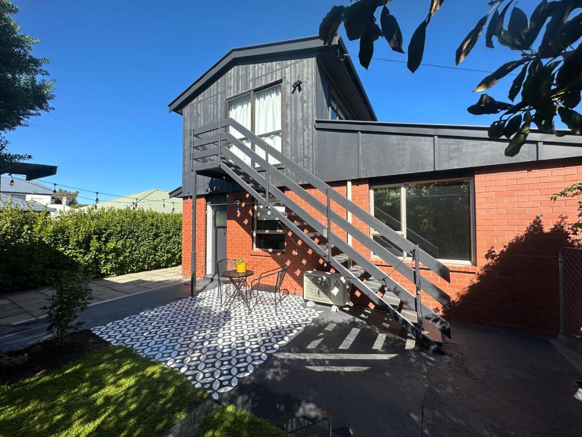 Beckenham Studio On Tree Lined Street Christchurch Eksteriør billede