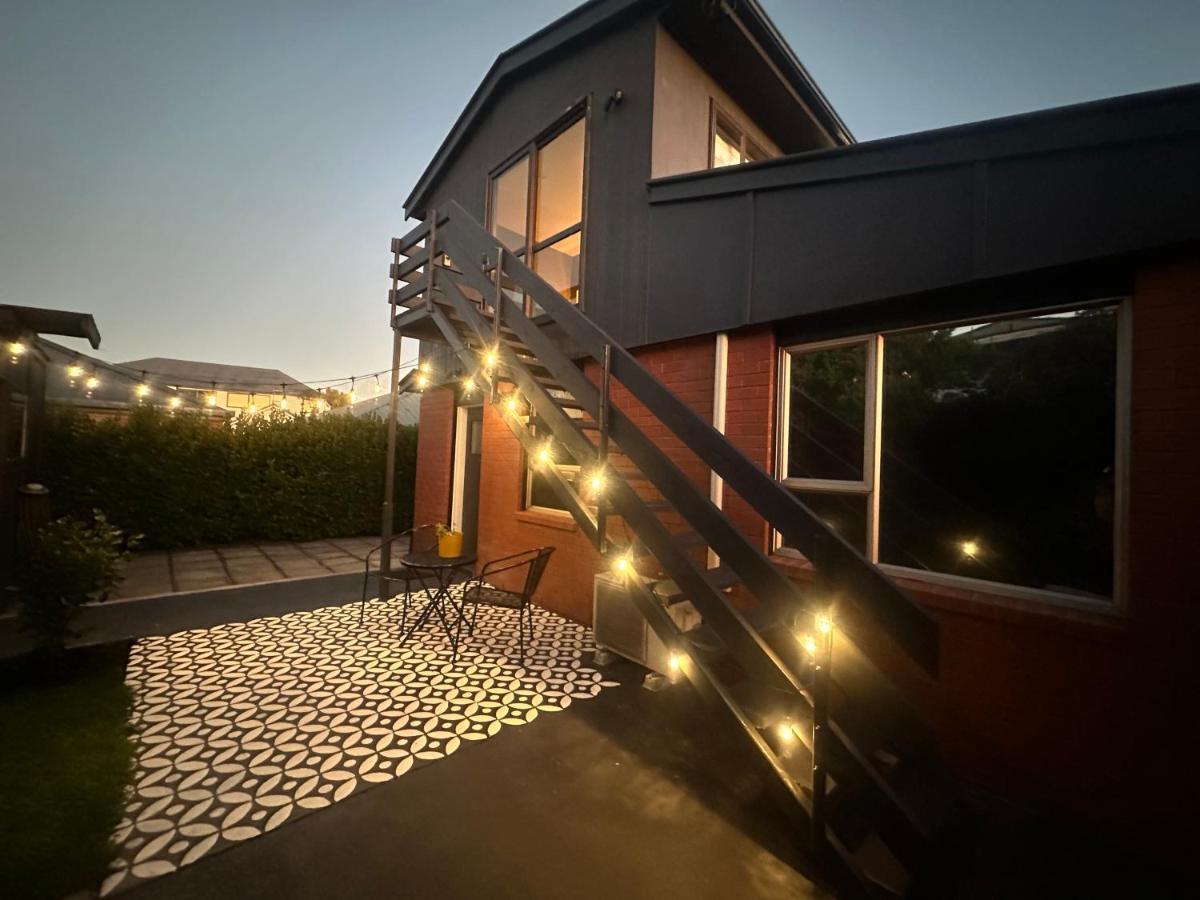 Beckenham Studio On Tree Lined Street Christchurch Eksteriør billede